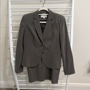 Calvin Klein Gray Pinstripe Women’s Skirt Suit
